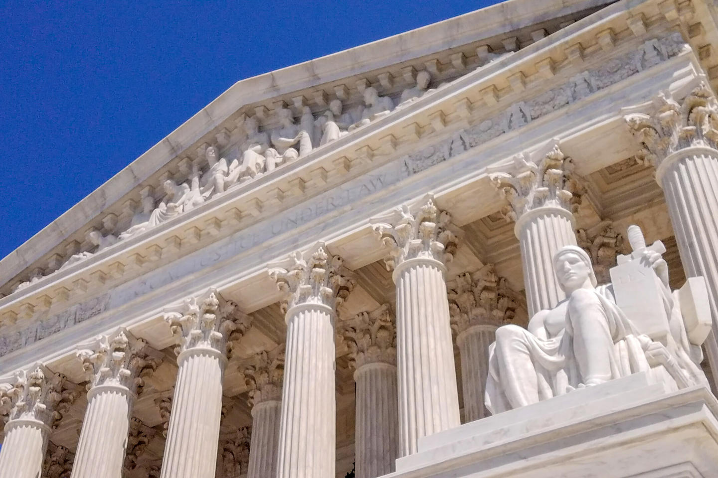 A exterior photo of the U.S. Supreme Court