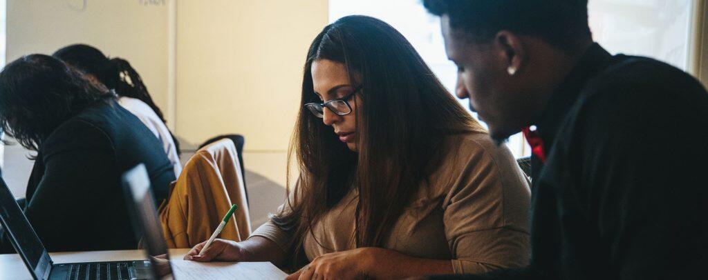 i.c. stars interns working together on an IT project
